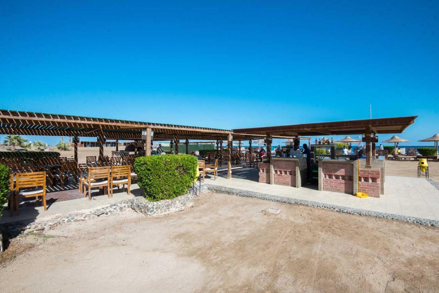 Shams Alam Beach Resort Abū Ghuşūn Kültér fotó