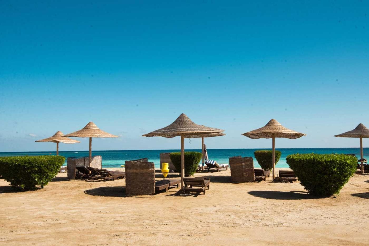 Shams Alam Beach Resort Abū Ghuşūn Kültér fotó