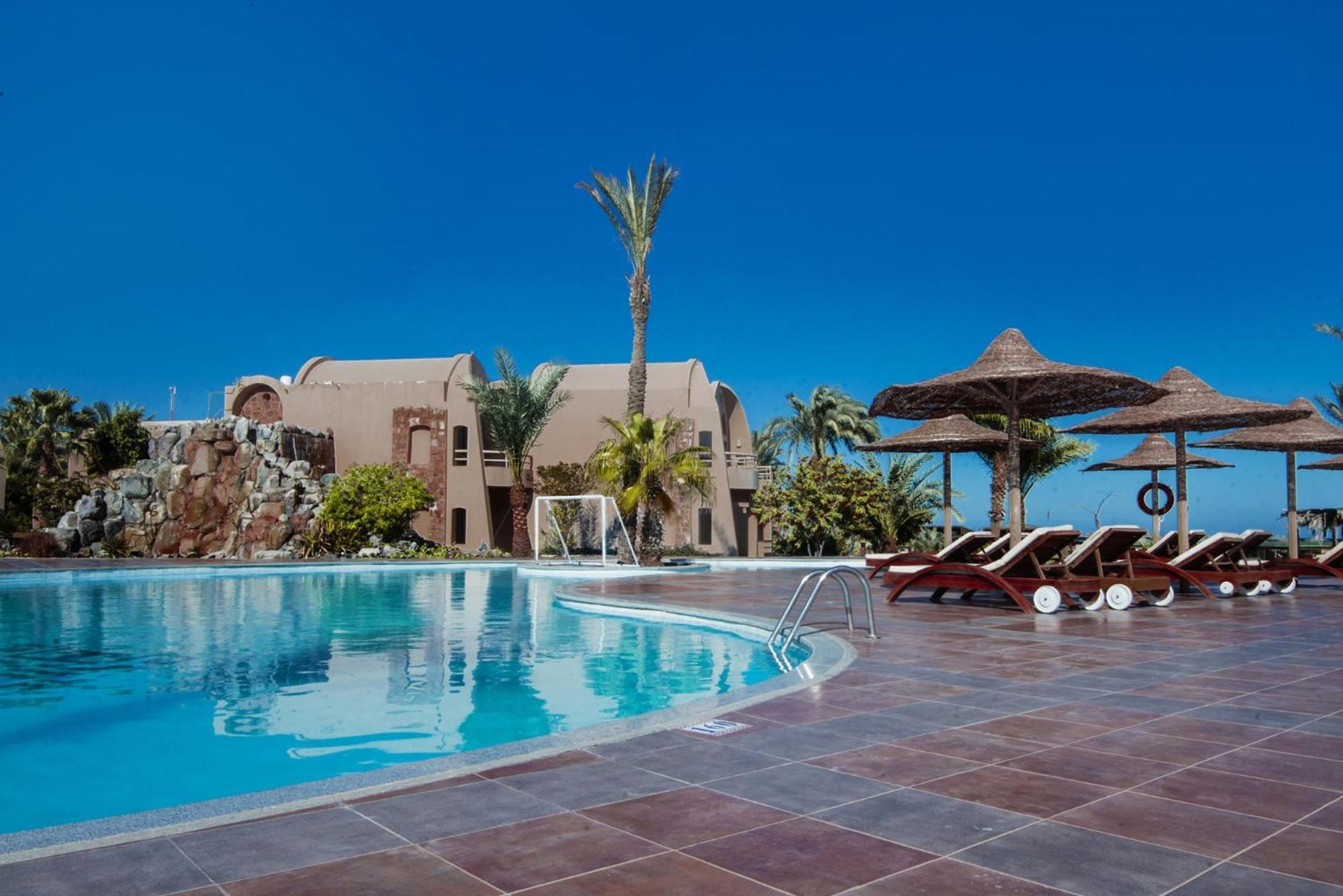 Shams Alam Beach Resort Abū Ghuşūn Kültér fotó